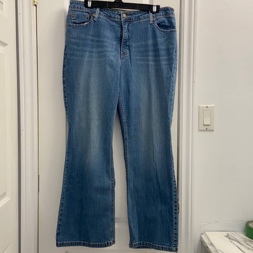 Levi’s Signature Boot Cut Jeans Womens 16 short